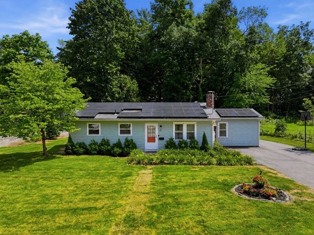 39 Riley Rd, Northborough, MA 01532