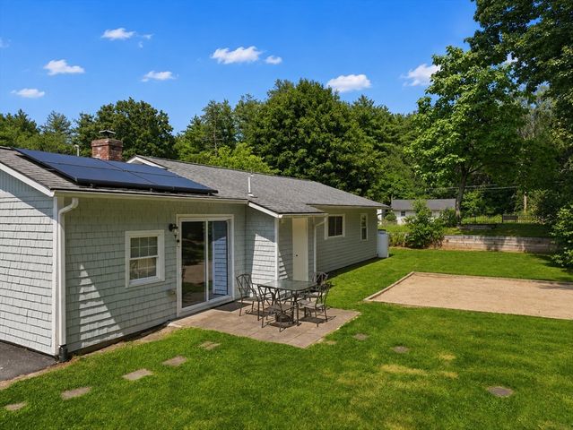 39 Riley Rd, Northborough, MA 01532