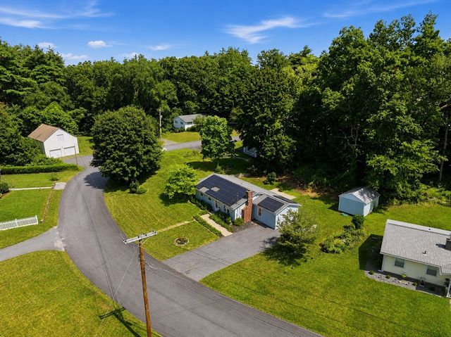 39 Riley Rd, Northborough, MA 01532