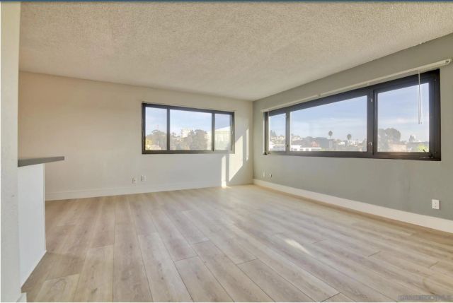 811 W Nutmeg St 103, San Diego, CA 92103