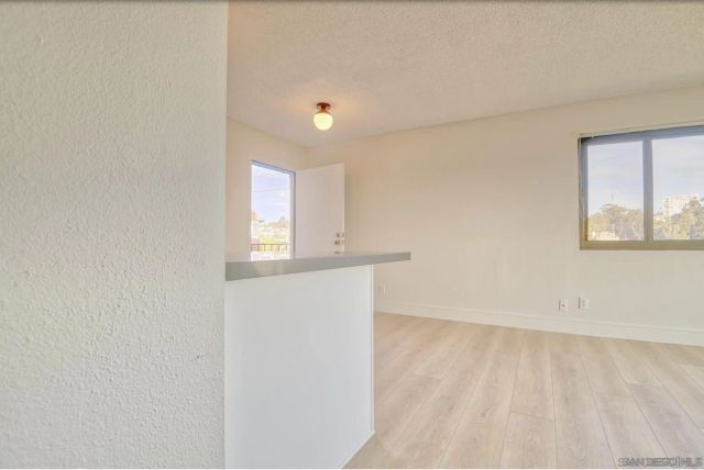 811 W Nutmeg St 103, San Diego, CA 92103