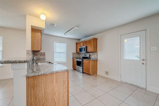 5646 Tiger Lilly Way, Houston, TX 77085