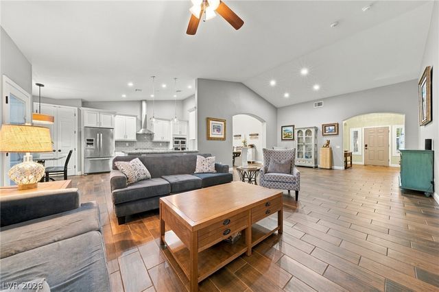 11160 Shadow Nook Court, Las Vegas, NV 89144