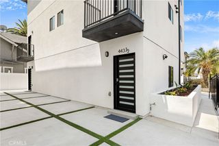 443 N Harvard Boulevard 1/2, Los Angeles, CA 90004