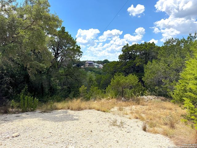 861, 881 Riviera, Canyon Lake, TX 78133