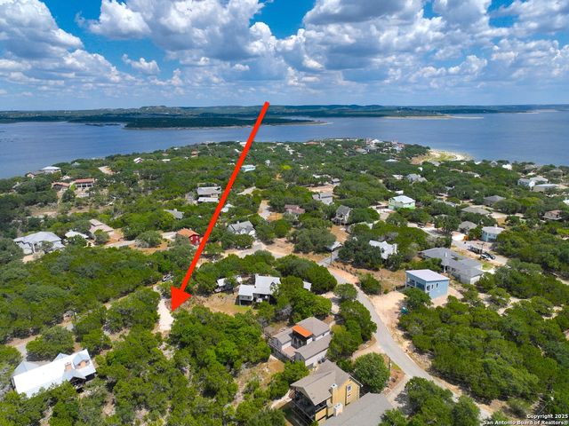861, 881 Riviera, Canyon Lake, TX 78133