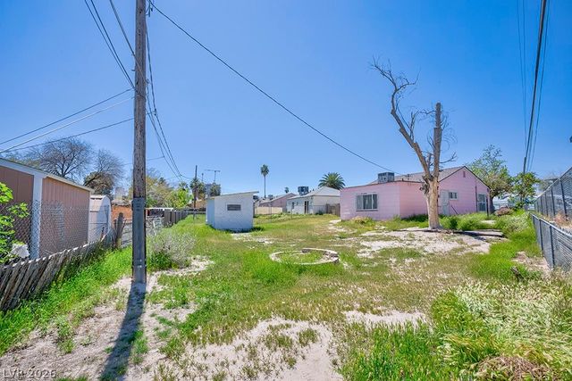914 North 1st Street, Las Vegas, NV 89101