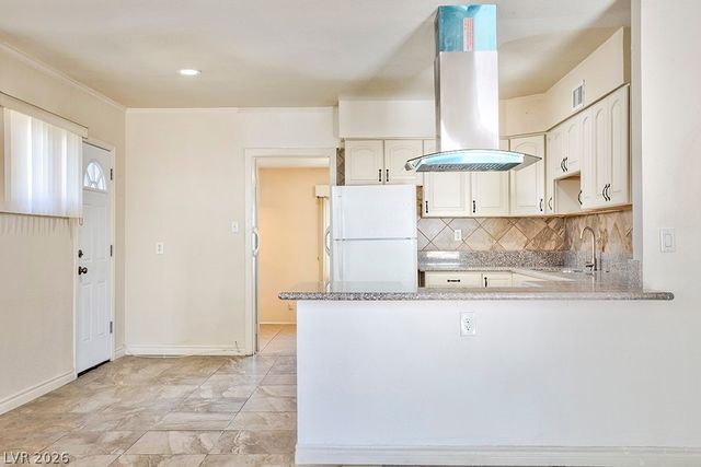 914 North 1st Street, Las Vegas, NV 89101
