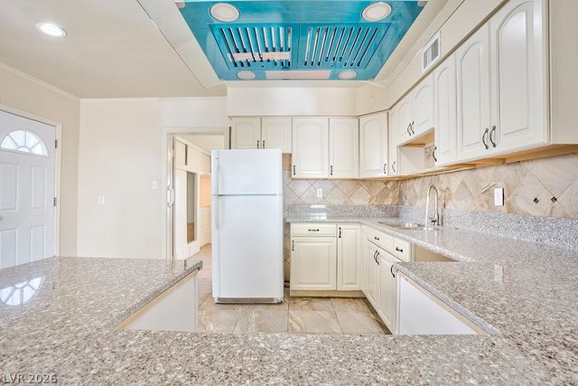 914 North 1st Street, Las Vegas, NV 89101