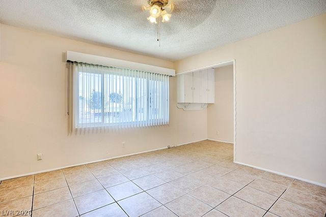 914 North 1st Street, Las Vegas, NV 89101