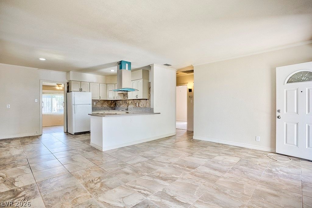 Image 25 of property listing at 914 North 1st Street, Las Vegas, NV 89101
