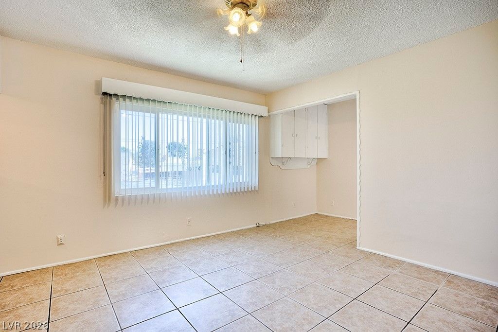 Image 32 of property listing at 914 North 1st Street, Las Vegas, NV 89101