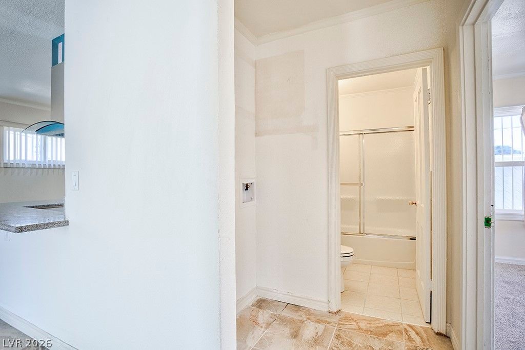 Image 37 of property listing at 914 North 1st Street, Las Vegas, NV 89101