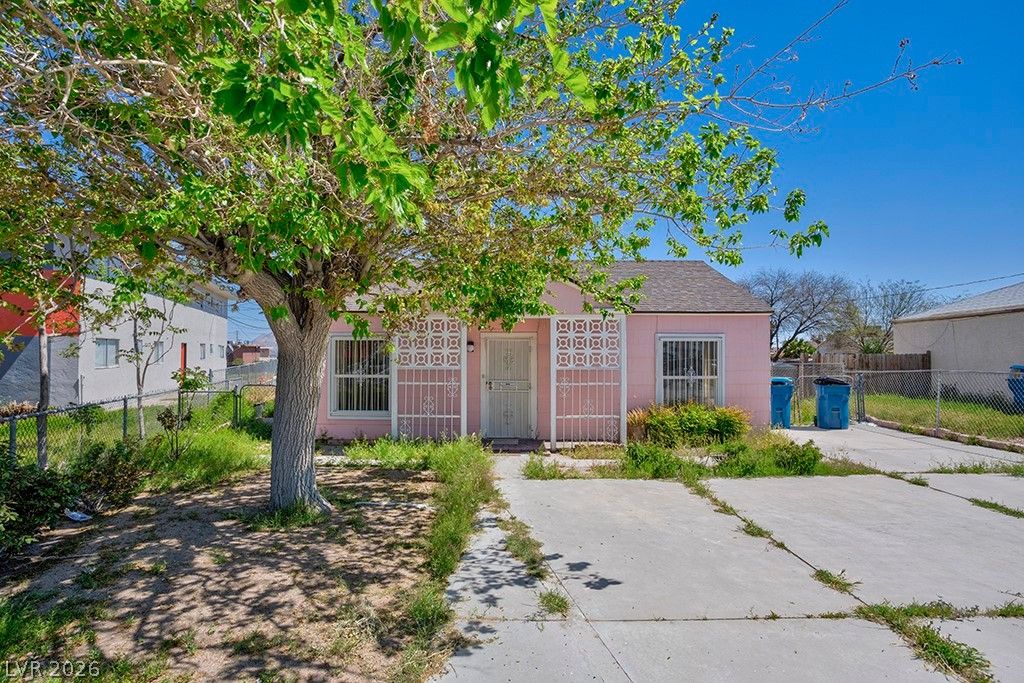 Image 46 of property listing at 914 North 1st Street, Las Vegas, NV 89101