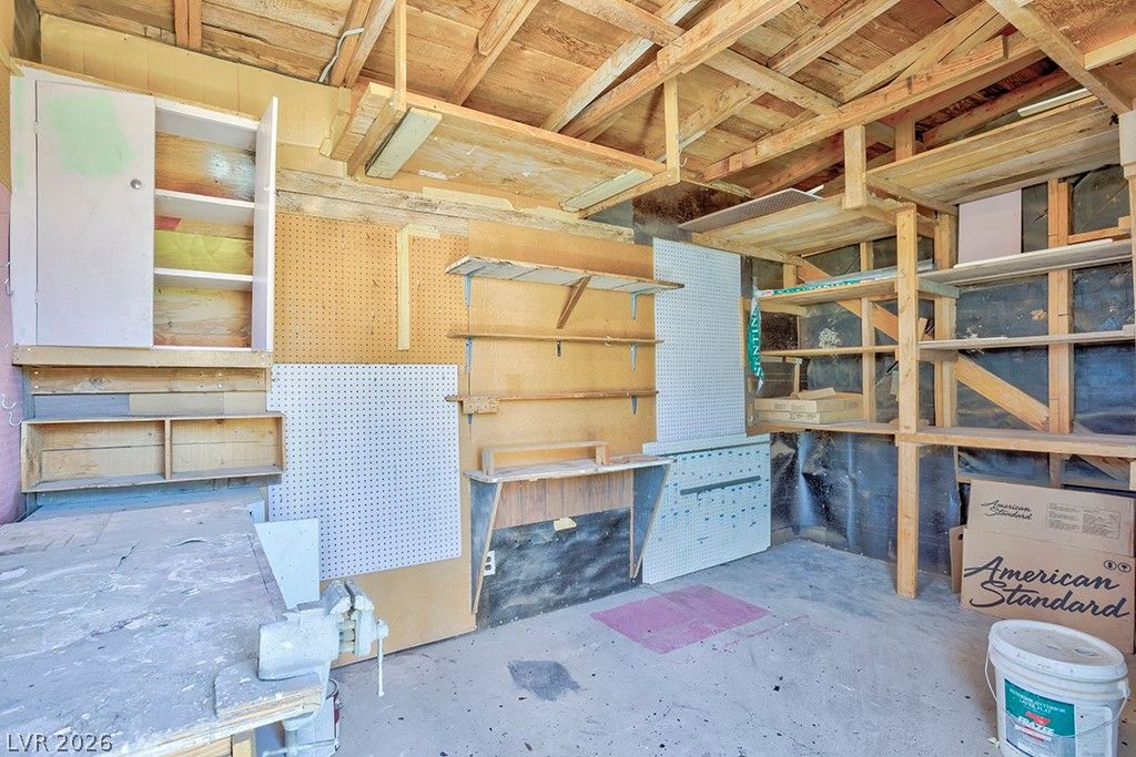 Image 9 of property listing at 914 North 1st Street, Las Vegas, NV 89101