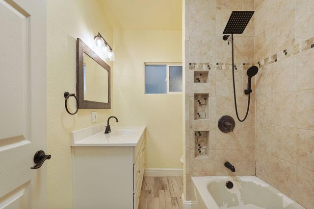 129 Sunset Blvd, Modesto, CA 95351