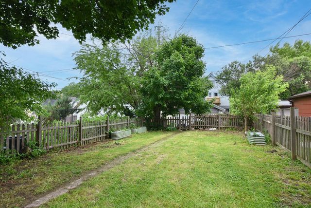 2428 N Pierce STREET, Milwaukee, WI 53212