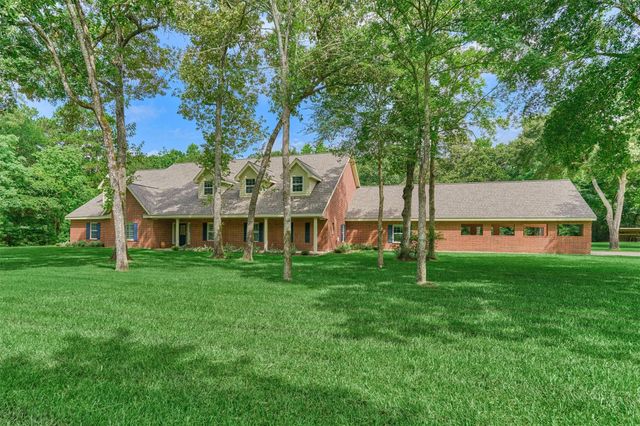 11062 N Hidden Oaks, Conroe, TX 77384