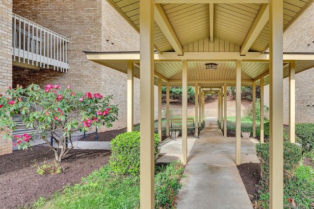 5260 Crossbow Cir Unit 1E, Roanoke, VA 24018