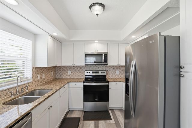 5800 SABAL TRACE DRIVE 801, North Port, FL 34287