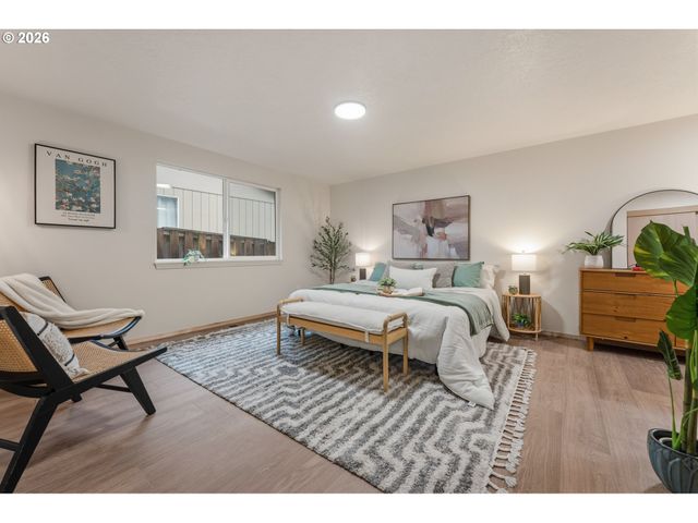 13158 Sw SHORE Dr, Tigard, OR 97223