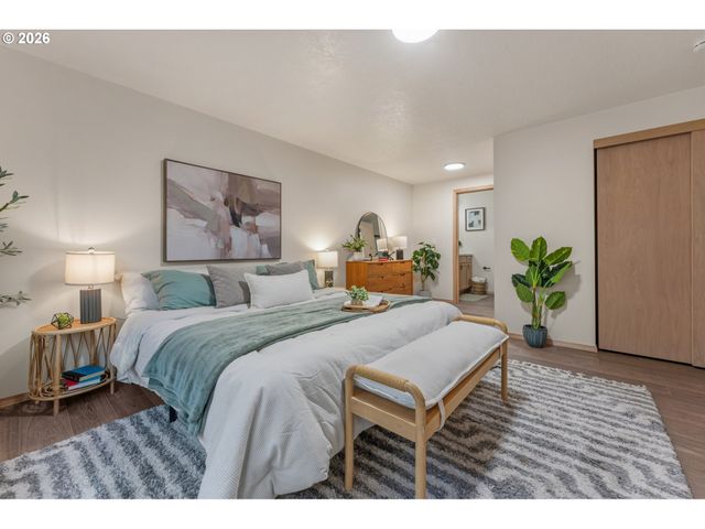 13158 Sw SHORE Dr, Tigard, OR 97223