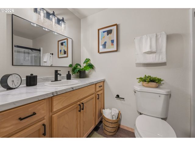 13158 Sw SHORE Dr, Tigard, OR 97223