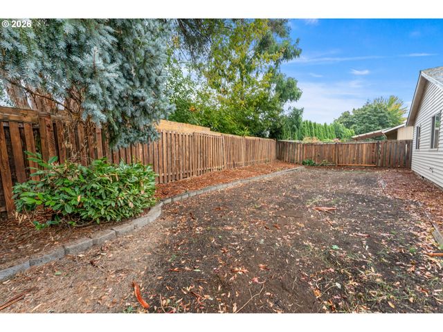 13158 Sw SHORE Dr, Tigard, OR 97223