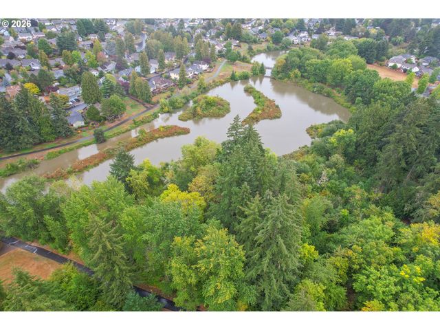 13158 Sw SHORE Dr, Tigard, OR 97223