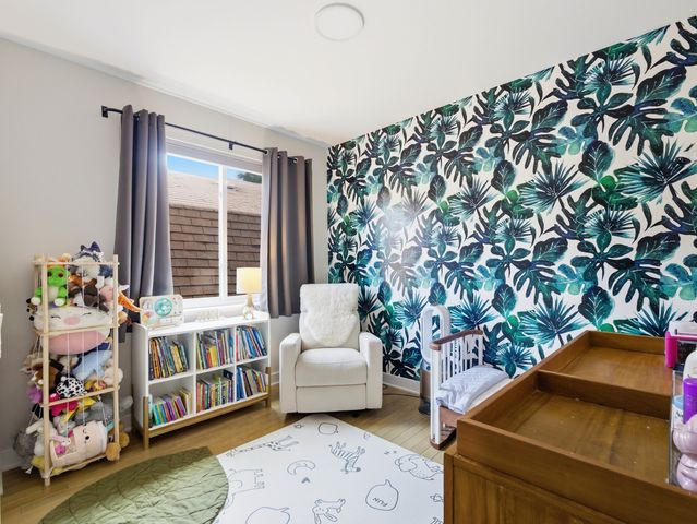 4334 W Shakespeare Avenue, Chicago, IL 60639