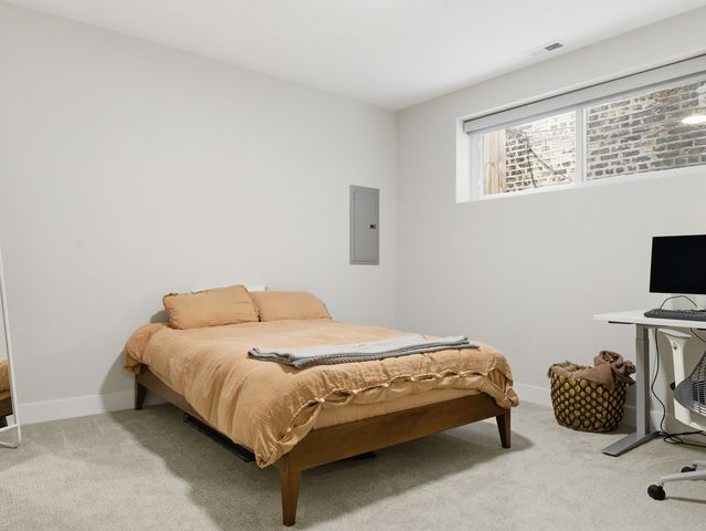 4334 W Shakespeare Avenue, Chicago, IL 60639