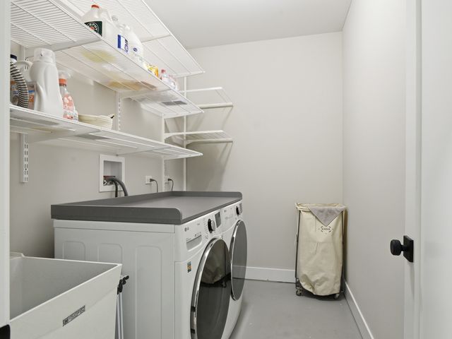4334 W Shakespeare Avenue, Chicago, IL 60639