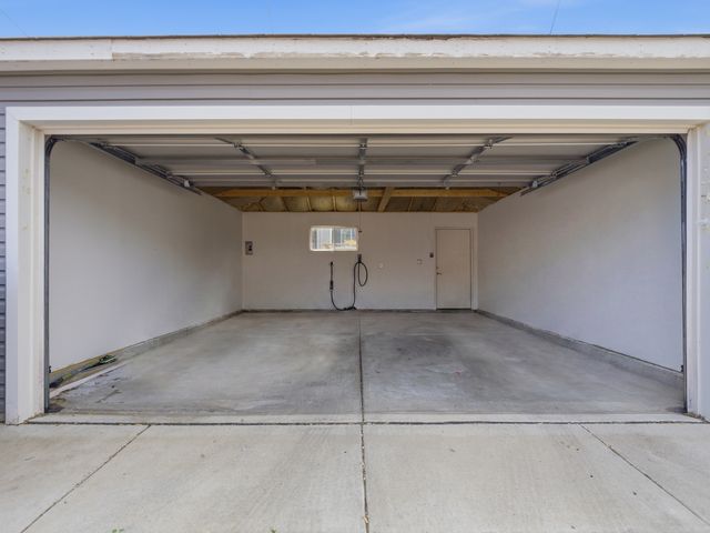 4334 W Shakespeare Avenue, Chicago, IL 60639