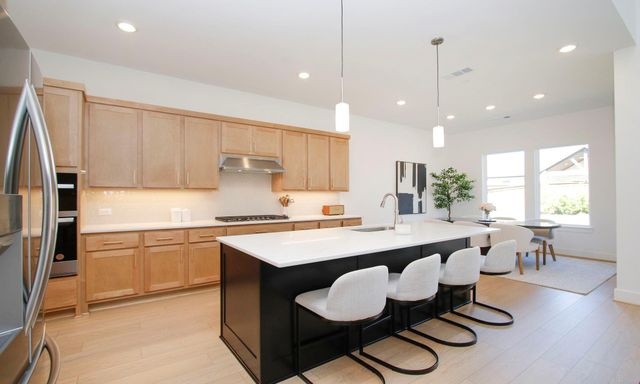 7256 Stillmeadow Grove Drive, Magnolia, TX 77354