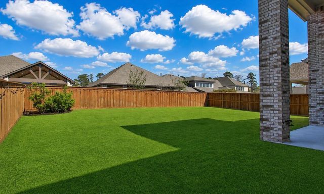 7256 Stillmeadow Grove Drive, Magnolia, TX 77354