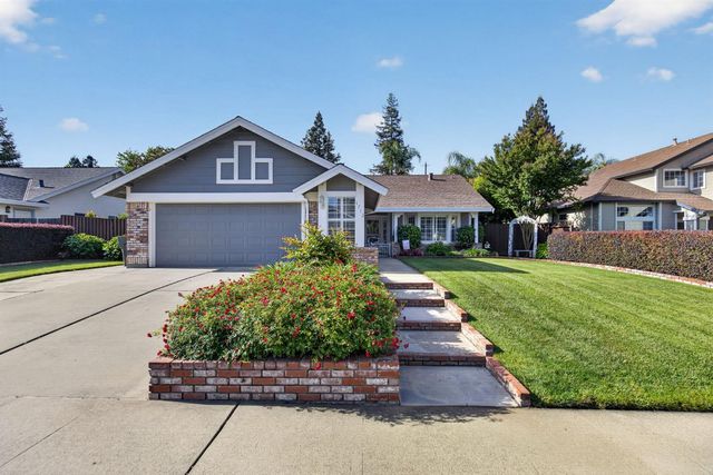 1712 Chilton Dr, Roseville, CA 95747