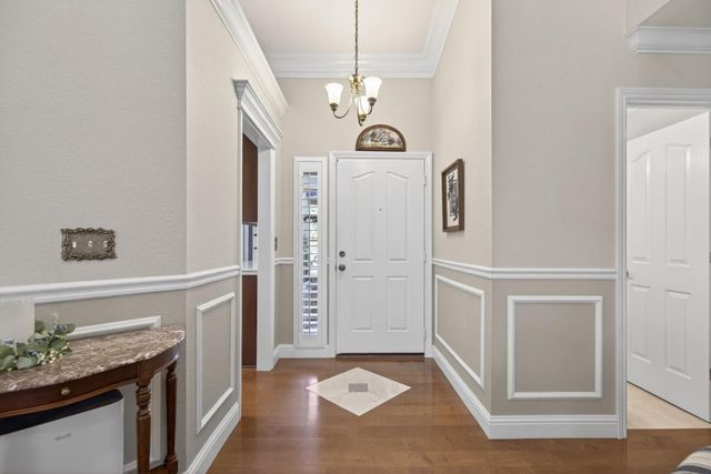 1712 Chilton Dr, Roseville, CA 95747