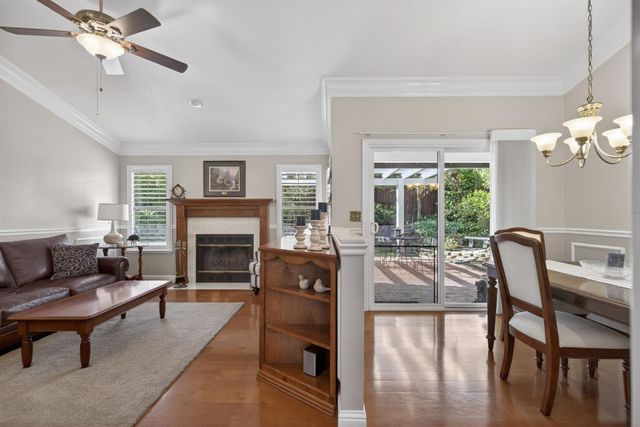 1712 Chilton Dr, Roseville, CA 95747