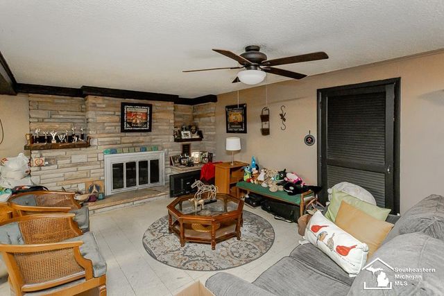 3421 Gove Road, Tecumseh, MI 49286