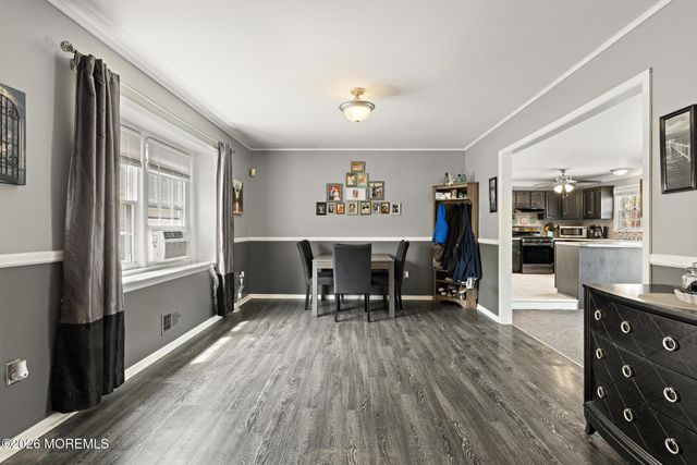 1800 Ridgeway Road, Toms River, NJ 08757