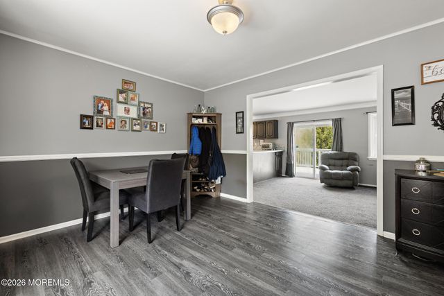 1800 Ridgeway Road, Toms River, NJ 08757