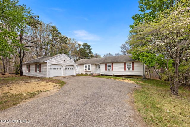 1800 Ridgeway Road, Toms River, NJ 08757