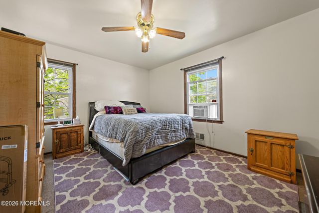 1800 Ridgeway Road, Toms River, NJ 08757