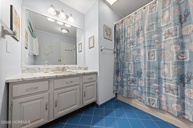 1800 Ridgeway Road, Toms River, NJ 08757