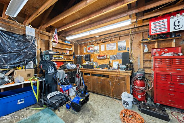 1800 Ridgeway Road, Toms River, NJ 08757