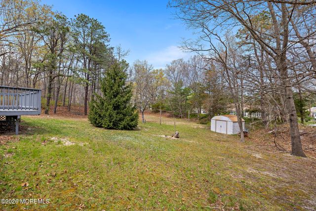 1800 Ridgeway Road, Toms River, NJ 08757