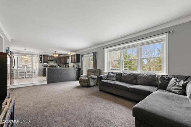 1800 Ridgeway Road, Toms River, NJ 08757