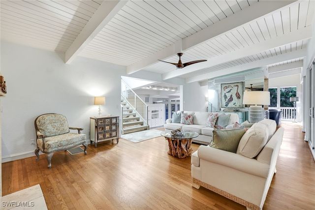 210 Central AVE, Naples, FL 34102