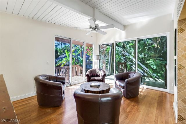 210 Central AVE, Naples, FL 34102