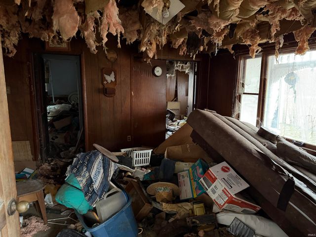 11899 S Hartford City Road, Warren, IN 46792